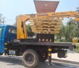 <b>全自動吊運機液壓小吊機直銷隨車吊</b>